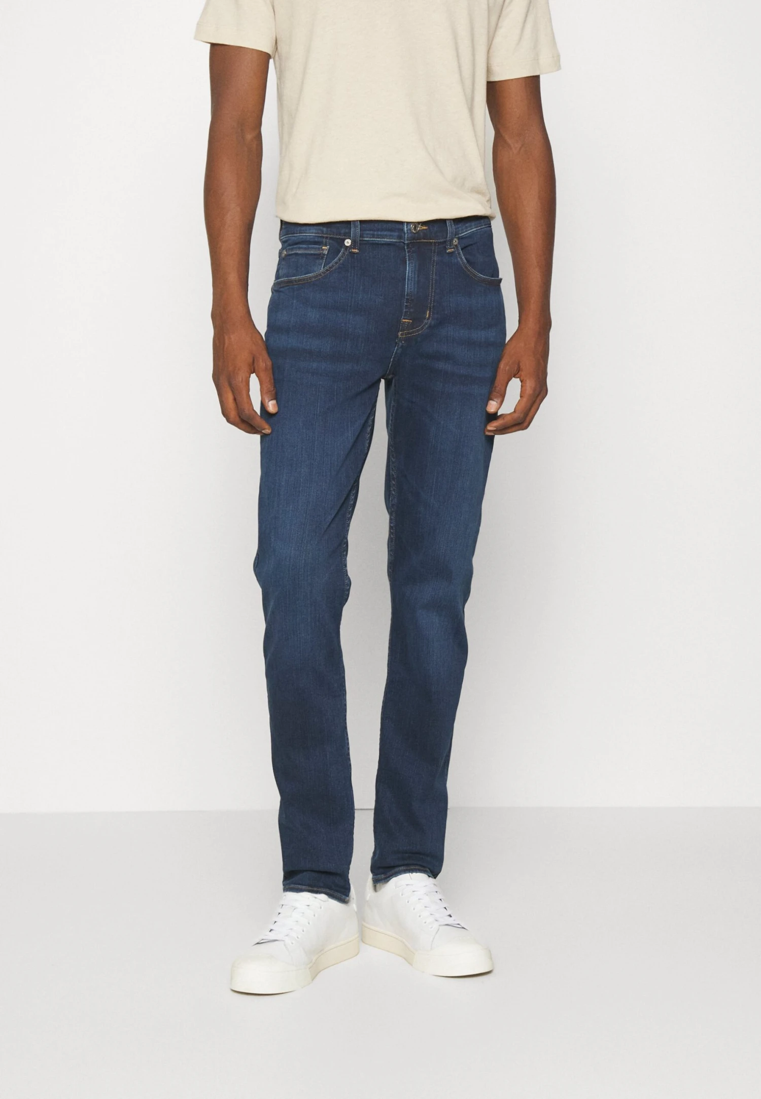 7 For All Mankind Slimmy Tapered Jeans Tapered FitDark Blue Uomo Jeans 7F122G0FS-K11 3 7 For All Mankind Slimmy Tapered Jeans Tapered FitDark Blue Uomo Jeans 7F122G0FS-K11