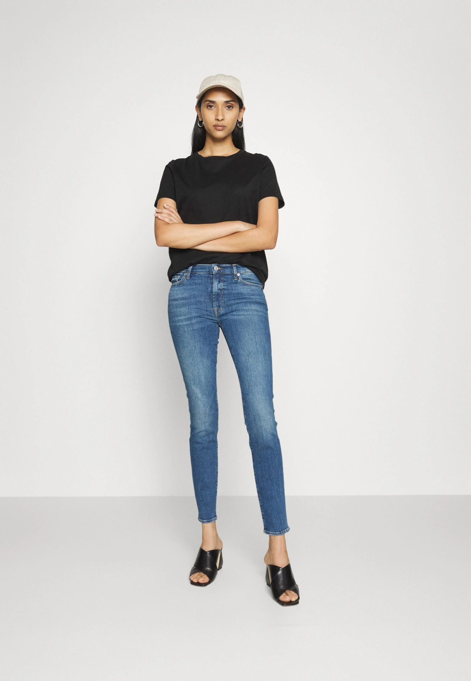 7 For All Mankind Hw Skinny Slim Illusion OuterJeans Skinny FitMid Blue Donna Jeans 7F121N100-K11 4 7 For All Mankind Hw Skinny Slim Illusion OuterJeans Skinny FitMid Blue Donna Jeans 7F121N100-K11 - immagine 2