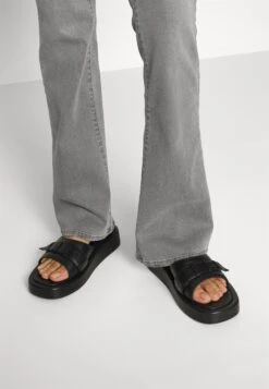 7 For All Mankind Bootcut Bair SilverliningJeans BootcutGrey Donna Jeans 7F121N0ZJ-C11 14 7 For All Mankind Bootcut Bair SilverliningJeans BootcutGrey Donna Jeans 7F121N0ZJ-C11 -Vendite 7 For All Mankind 69fd3a3ccbac4d66b22d0b81bbed6ad5