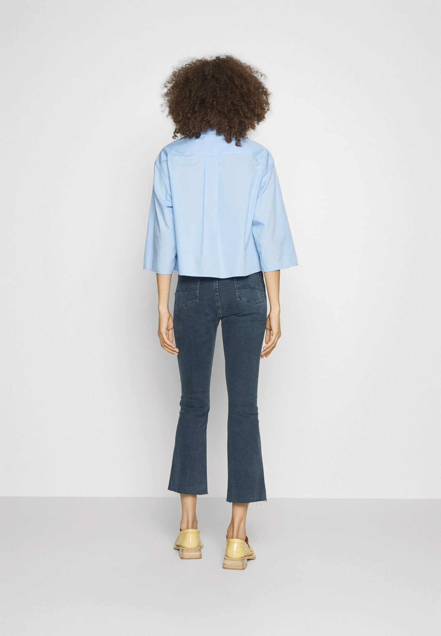 7 For All Mankind Slim Kick SliilloveJeans Slim FitDark Blue Donna Jeans 7F121N108-K11 5 7 For All Mankind Slim Kick SliilloveJeans Slim FitDark Blue Donna Jeans 7F121N108-K11 - immagine 3