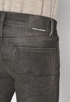 7 For All Mankind Jeans Slim FitBlack Uomo Jeans 7F122G0FQ-Q11 -Vendite 7 For All Mankind 6e455f66d3674df48e387b18904342e5