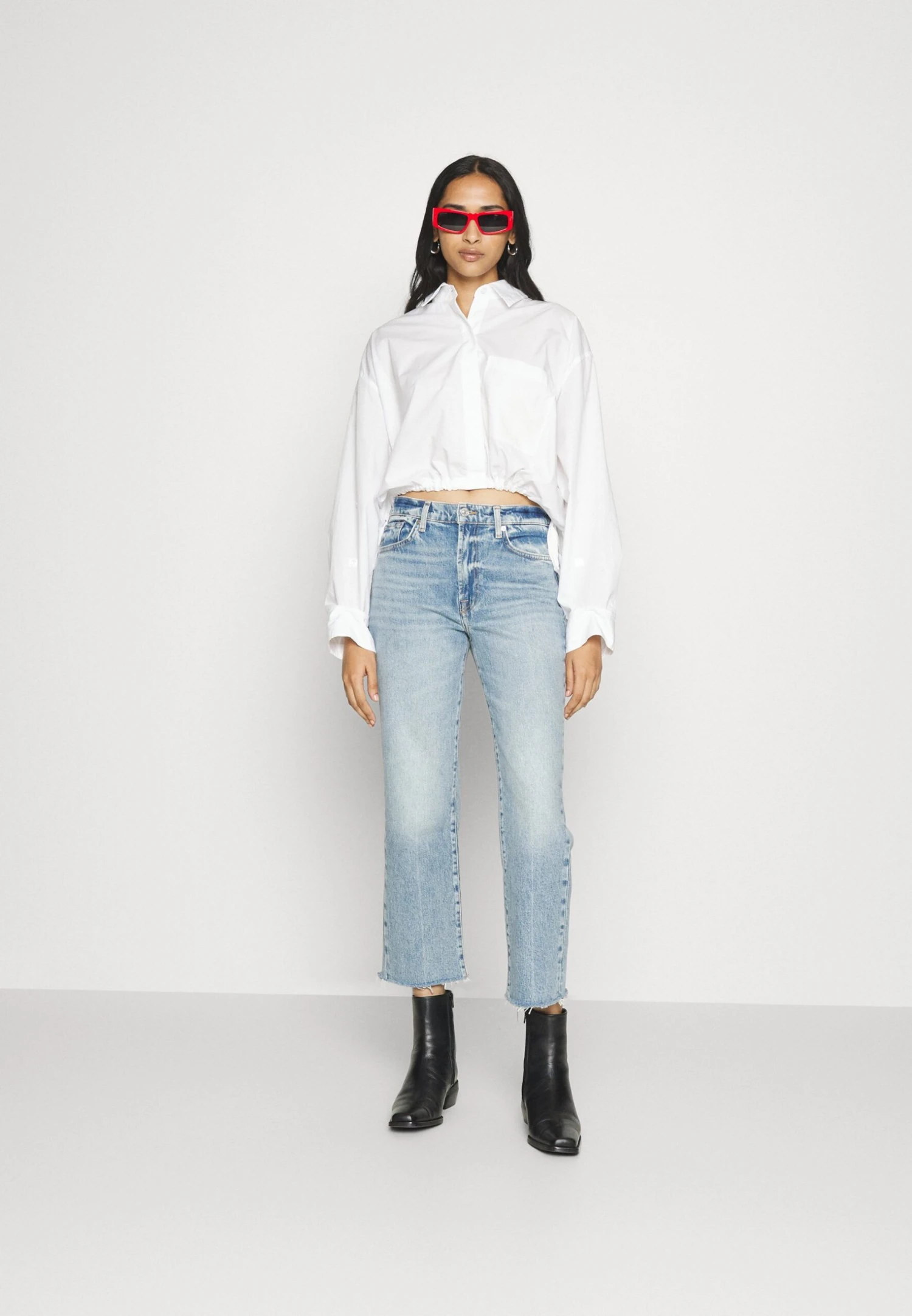 7 For All Mankind Logan Stovepipe Ode ToJeans A SigarettaLight Blue Donna Jeans 7F121N0YO-K11 4 7 For All Mankind Logan Stovepipe Ode ToJeans A SigarettaLight Blue Donna Jeans 7F121N0YO-K11 - immagine 2