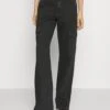 7 For All Mankind Cargo Tess CollideJeans BaggyBlack Donna Jeans 7F121N0YR-Q11 1 7 For All Mankind Cargo Tess CollideJeans BaggyBlack Donna Jeans 7F121N0YR-Q11 -Vendite 7 For All Mankind 81e2c2761f014b08837dab4209643931