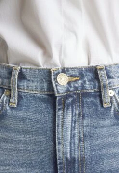 7 For All Mankind Logan Stovepipe PlaytimeJeans Slim FitLight Blue Donna Jeans 7F121N0Z1-K11 -Vendite 7 For All Mankind 95a311d7af3f4167af67c8634d6ea6b3