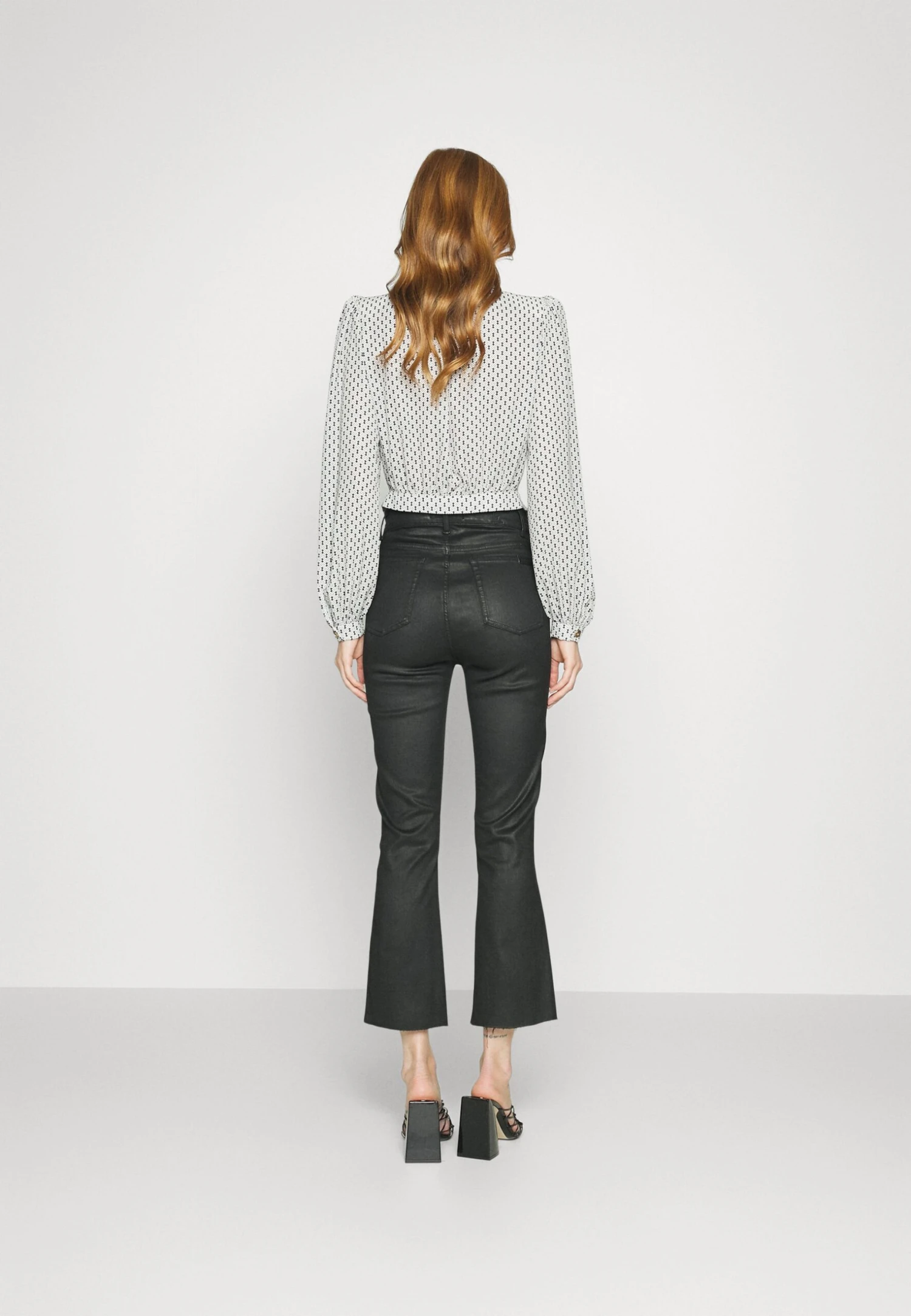 7 For All Mankind Slim Kick CoasliillPantaloniBlack Donna Pantaloni 7F121N0ZE-Q11 5 7 For All Mankind Slim Kick CoasliillPantaloniBlack Donna Pantaloni 7F121N0ZE-Q11 - immagine 3