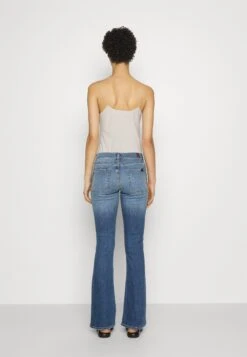 7 For All Mankind Bootcut Tailorless EngageJeans BootcutBlue Denim Donna Jeans 7F121N109-K11 -Vendite 7 For All Mankind a81f6d9dac404722a2a8f26f374bf421