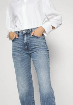 7 For All Mankind Logan Stovepipe PlaytimeJeans Slim FitLight Blue Donna Jeans 7F121N0Z1-K11 -Vendite 7 For All Mankind ad4cdf8a5566474d9f5206e661ce7c02