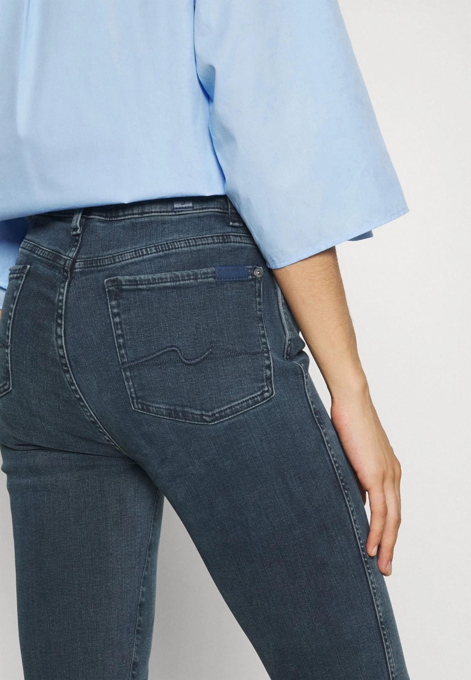 7 For All Mankind Slim Kick SliilloveJeans Slim FitDark Blue Donna Jeans 7F121N108-K11 7 7 For All Mankind Slim Kick SliilloveJeans Slim FitDark Blue Donna Jeans 7F121N108-K11 - immagine 5