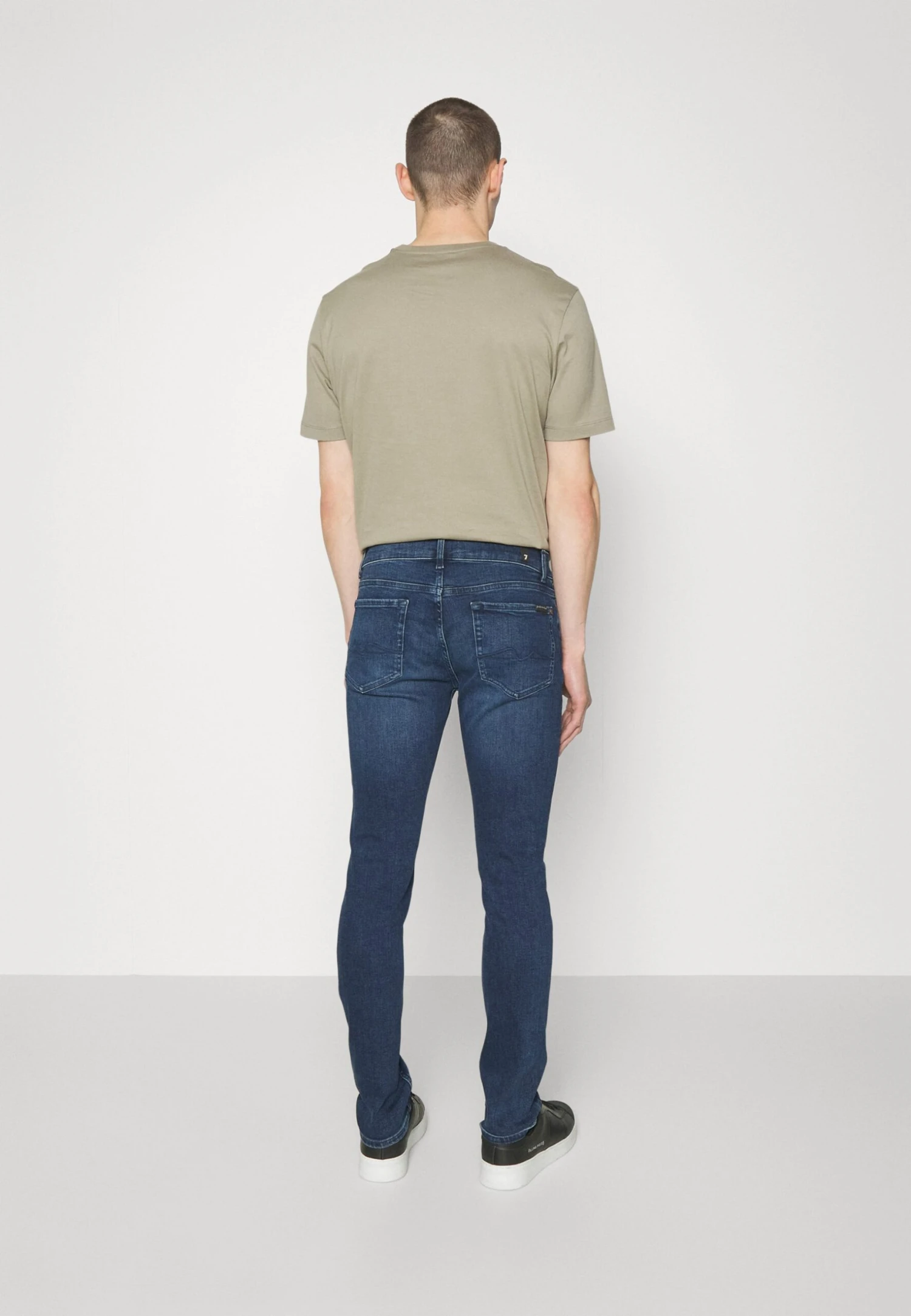 7 For All Mankind Paxtyn Tek RebusJeans Skinny FitDark Blue Uomo Jeans 7F122G0FI-K11 5 7 For All Mankind Paxtyn Tek RebusJeans Skinny FitDark Blue Uomo Jeans 7F122G0FI-K11 - immagine 3