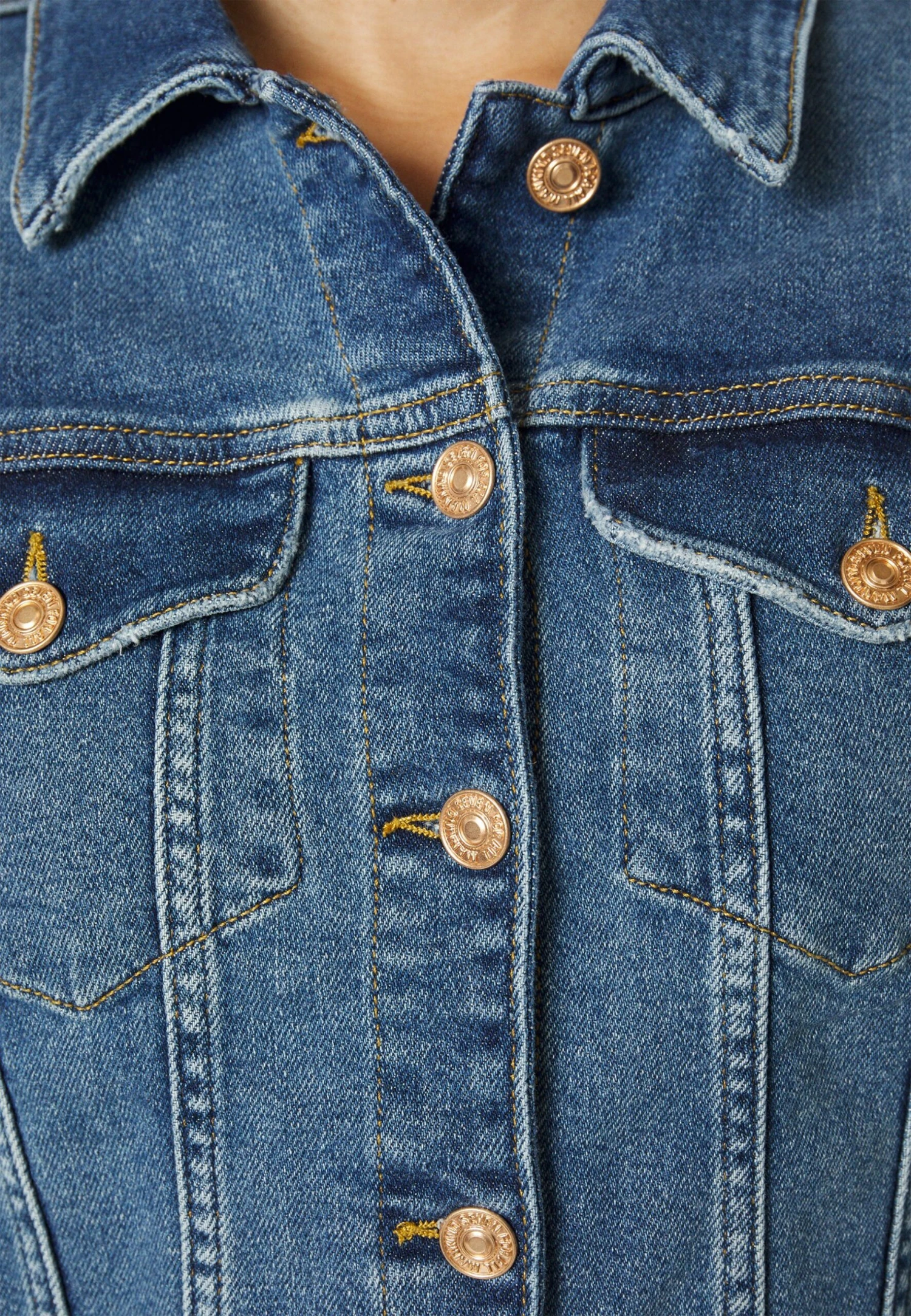 7 For All Mankind Modern Trucker Giacca Di JeansDark Blue Donna Giacche E Blazer 7F121G02L-K11 10 7 For All Mankind Modern Trucker Giacca Di JeansDark Blue Donna Giacche E Blazer 7F121G02L-K11 - immagine 8