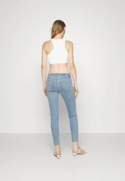 7 For All Mankind Bair Eco MirageJeans Skinny FitLight Blue Donna Jeans 7F121N0R5-K11 10 7 For All Mankind Bair Eco MirageJeans Skinny FitLight Blue Donna Jeans 7F121N0R5-K11 -Vendite 7 For All Mankind e9b59b7543204f03ae570bcfe514d8d7