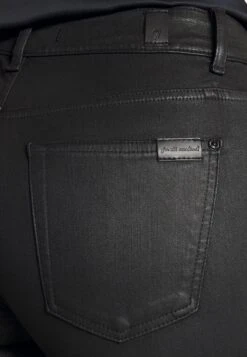 7 For All Mankind Coated IllusionJeans BootcutBlack Donna Jeans 7F121N10H-Q11 -Vendite 7 For All Mankind ea7bd358af8743788f8e08ad3eb92a66