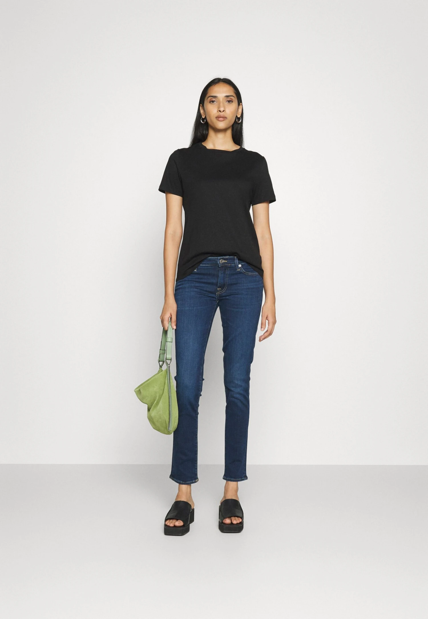 7 For All Mankind Pyper Illusion OpulentJeans Slim FitDark Blue Donna Jeans 7F121N0ZO-K11 4 7 For All Mankind Pyper Illusion OpulentJeans Slim FitDark Blue Donna Jeans 7F121N0ZO-K11 - immagine 2